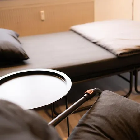 Schoenes 2-zimmer Mit Balkon Inklusive Pkw Stellplatz Apartment